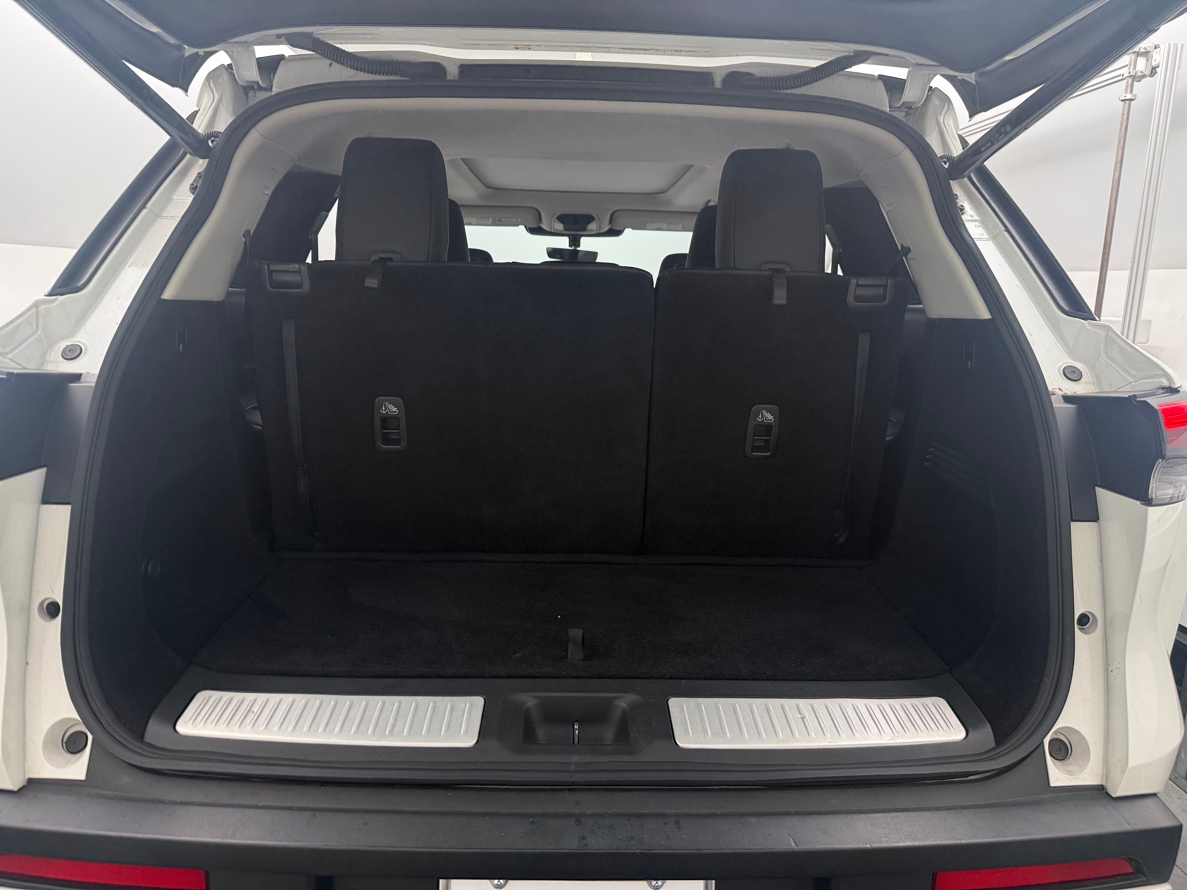 infiniti qx60 2023 5N1DL1ES5PC370129 image infiniti qx60 2023 5N1DL1ES5PC370129 image