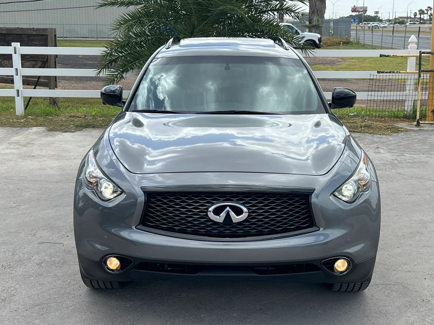 infiniti qx70 2017 JN8CS1MW7HM412324 image infiniti qx70 2017 JN8CS1MW7HM412324 image