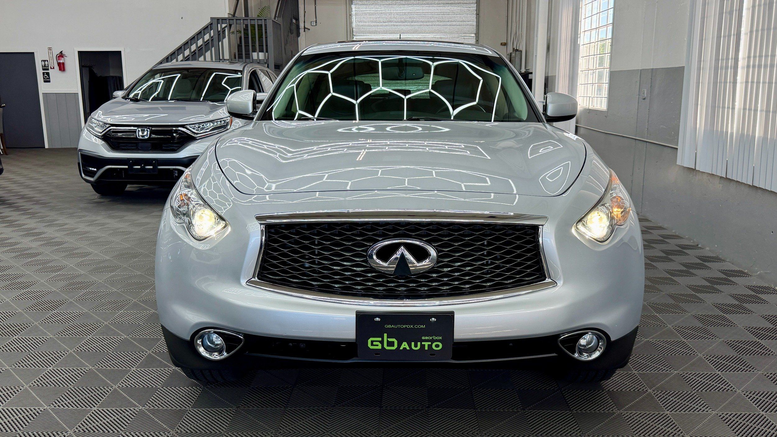 infiniti qx70 2017 JN8CS1MW5HM414895 image infiniti qx70 2017 JN8CS1MW5HM414895 image