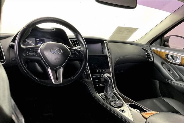 infiniti q50 2019 JN1EV7AR3KM556458 image