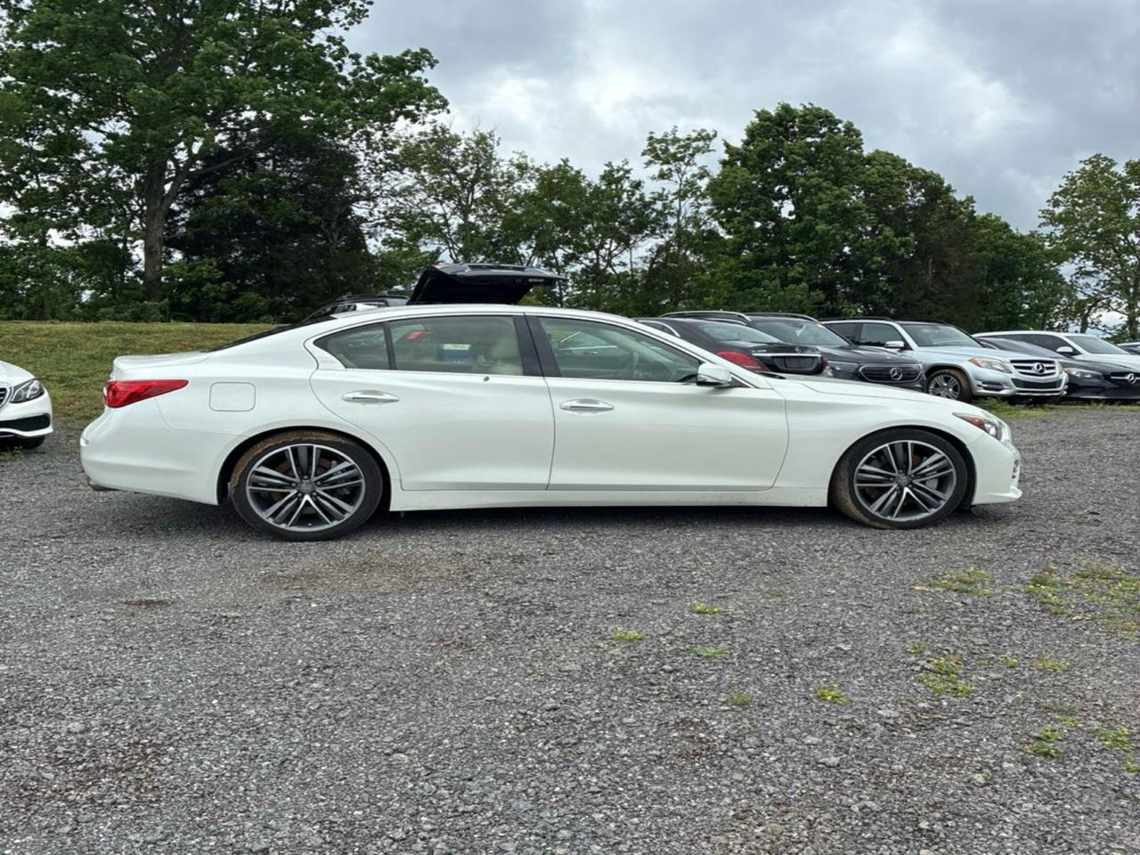 infiniti q50 2017 JN1EV7AP0HM736374 image infiniti q50 2017 JN1EV7AP0HM736374 image