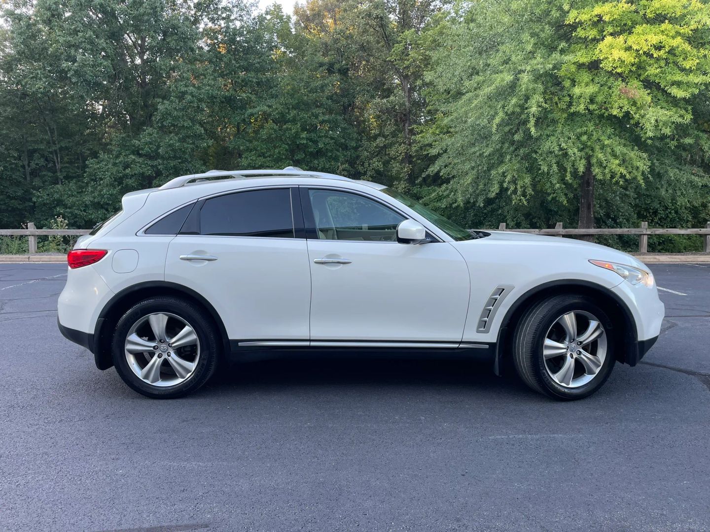 infiniti fx 2009 JNRAS18W99M155181 image infiniti fx 2009 JNRAS18W99M155181 image