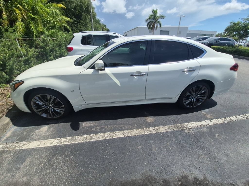 infiniti q70 2018 JN1BY1AP9JM180837 image infiniti q70 2018 JN1BY1AP9JM180837 image