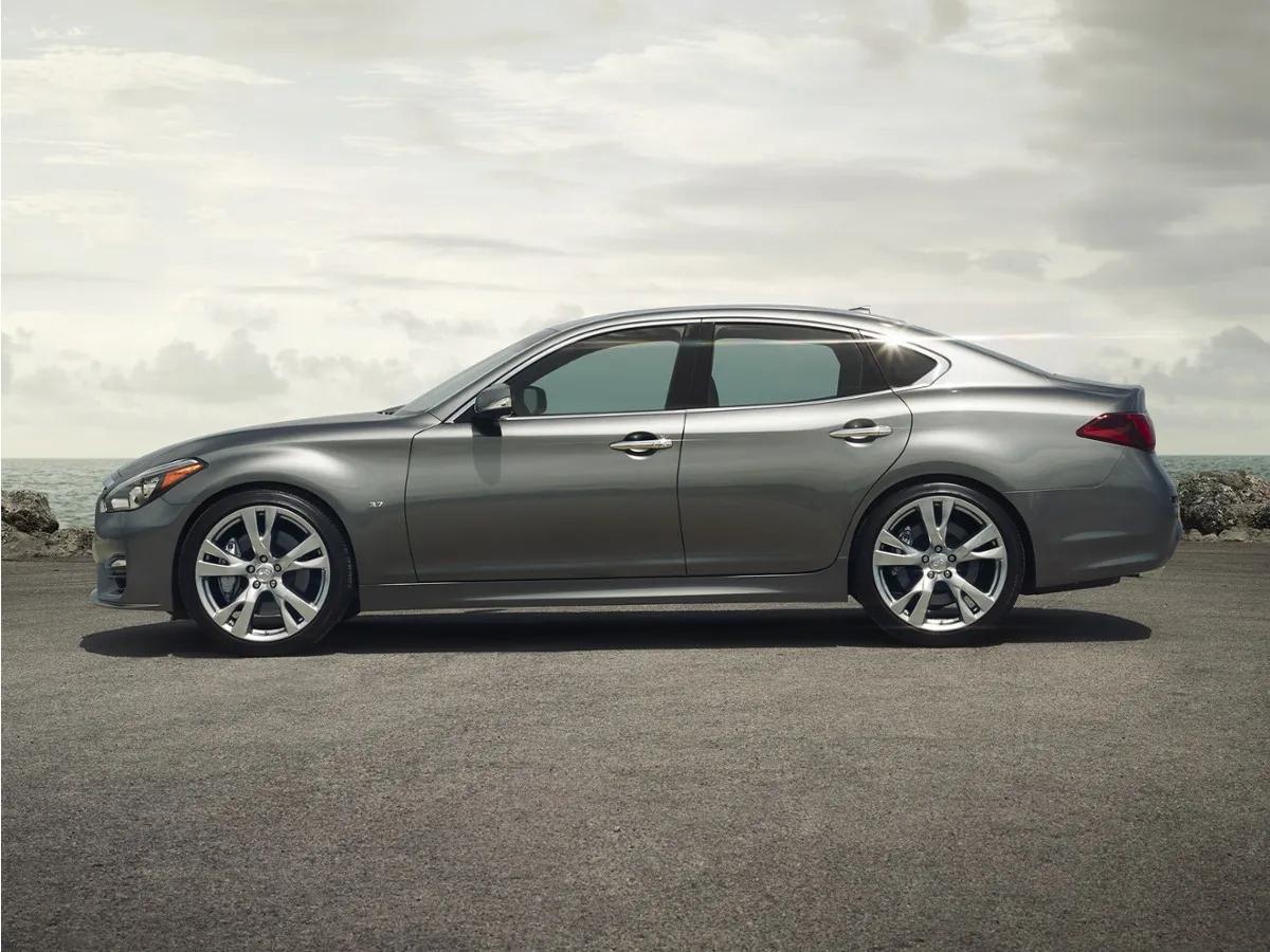 infiniti q70 2017 JN1BY1AP0HM740612 image infiniti q70 2017 JN1BY1AP0HM740612 image