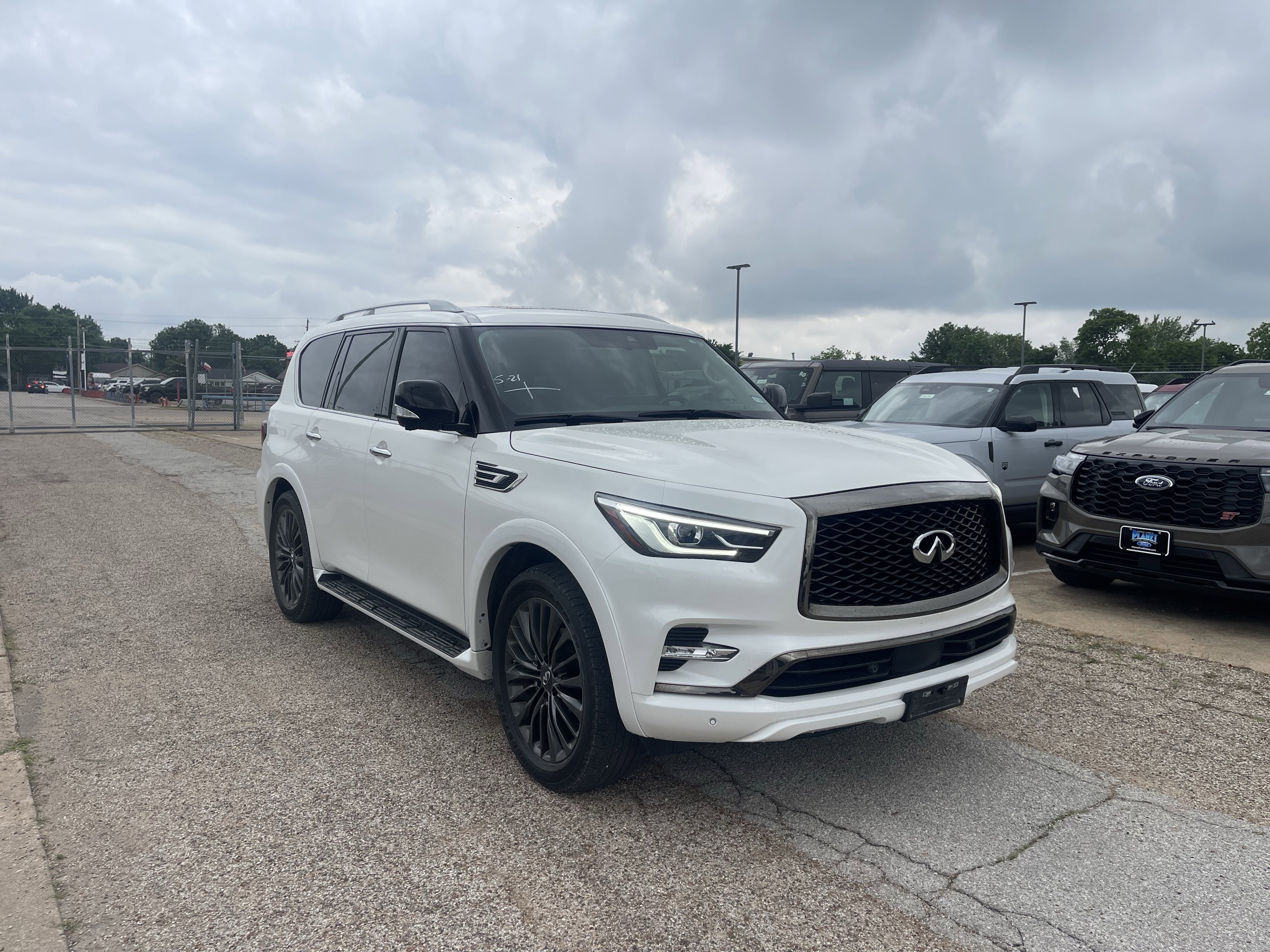 infiniti qx80 2023 JN8AZ2AC5P9490377 image infiniti qx80 2023 JN8AZ2AC5P9490377 image