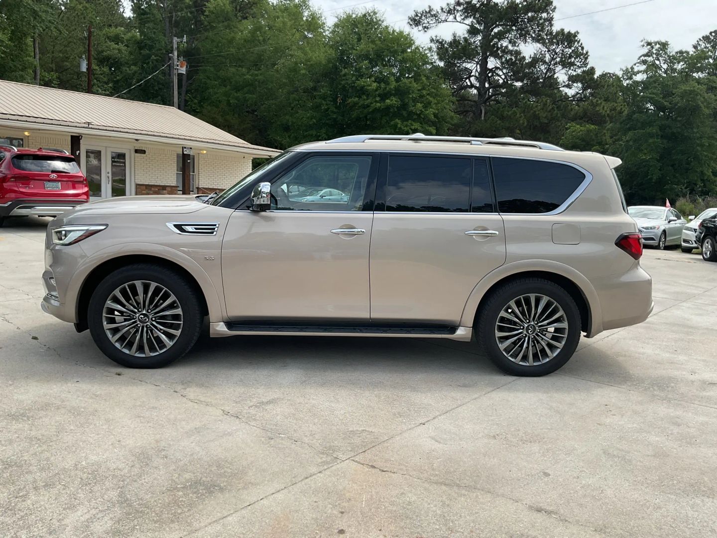 infiniti qx80 2019 JN8AZ2NC9K9460544 image infiniti qx80 2019 JN8AZ2NC9K9460544 image