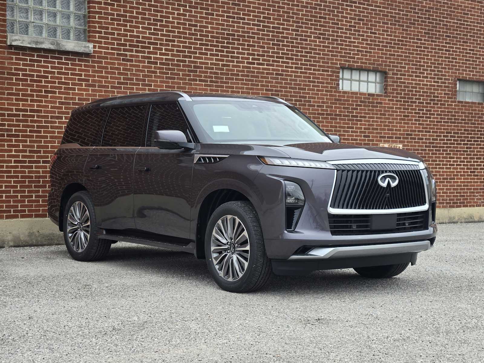 infiniti qx80 2026 JN8AZ3BA0T9010307 image