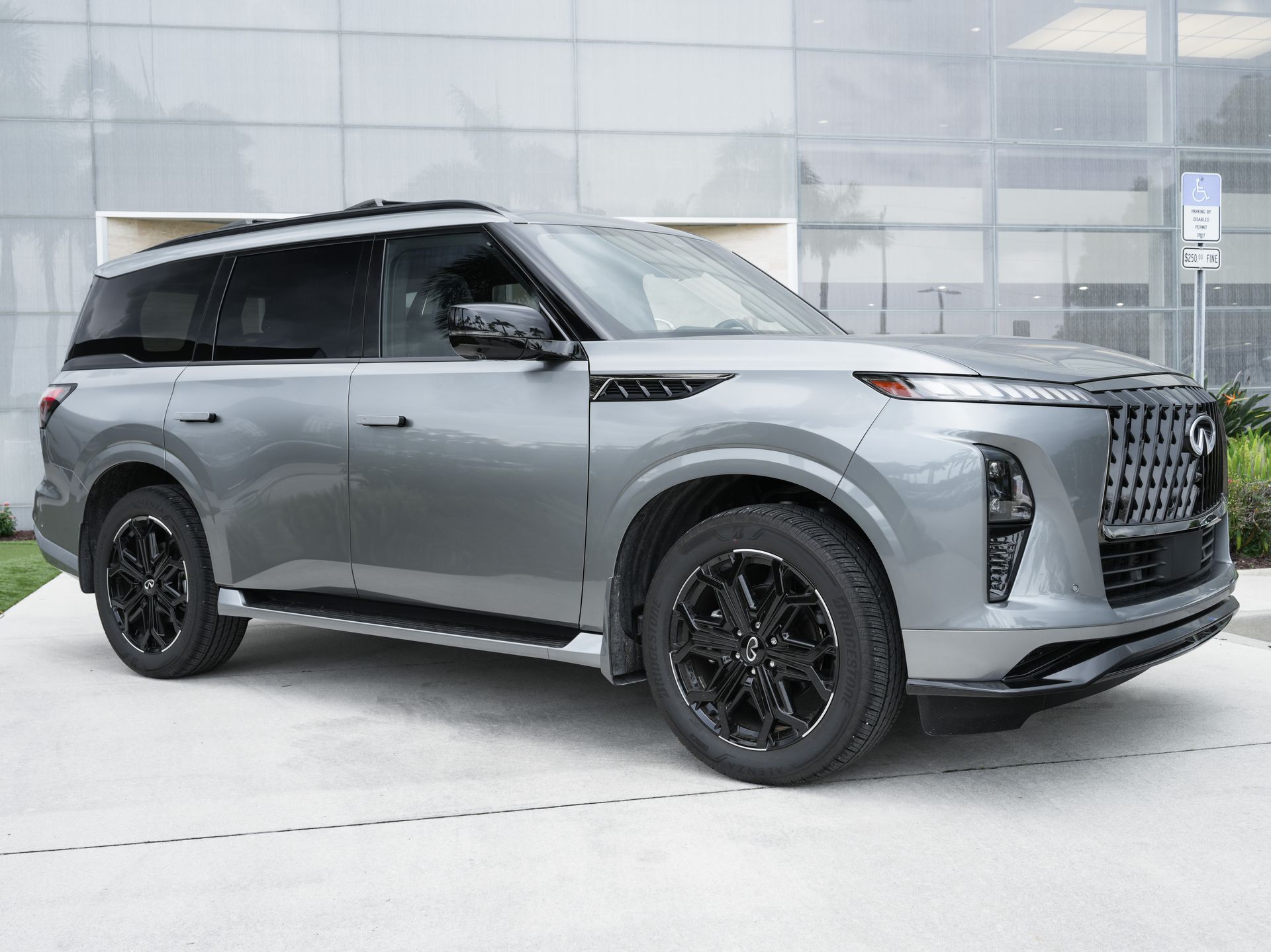 infiniti qx80 2026 JN8AZ3DB6T9433995 image infiniti qx80 2026 JN8AZ3DB6T9433995 image