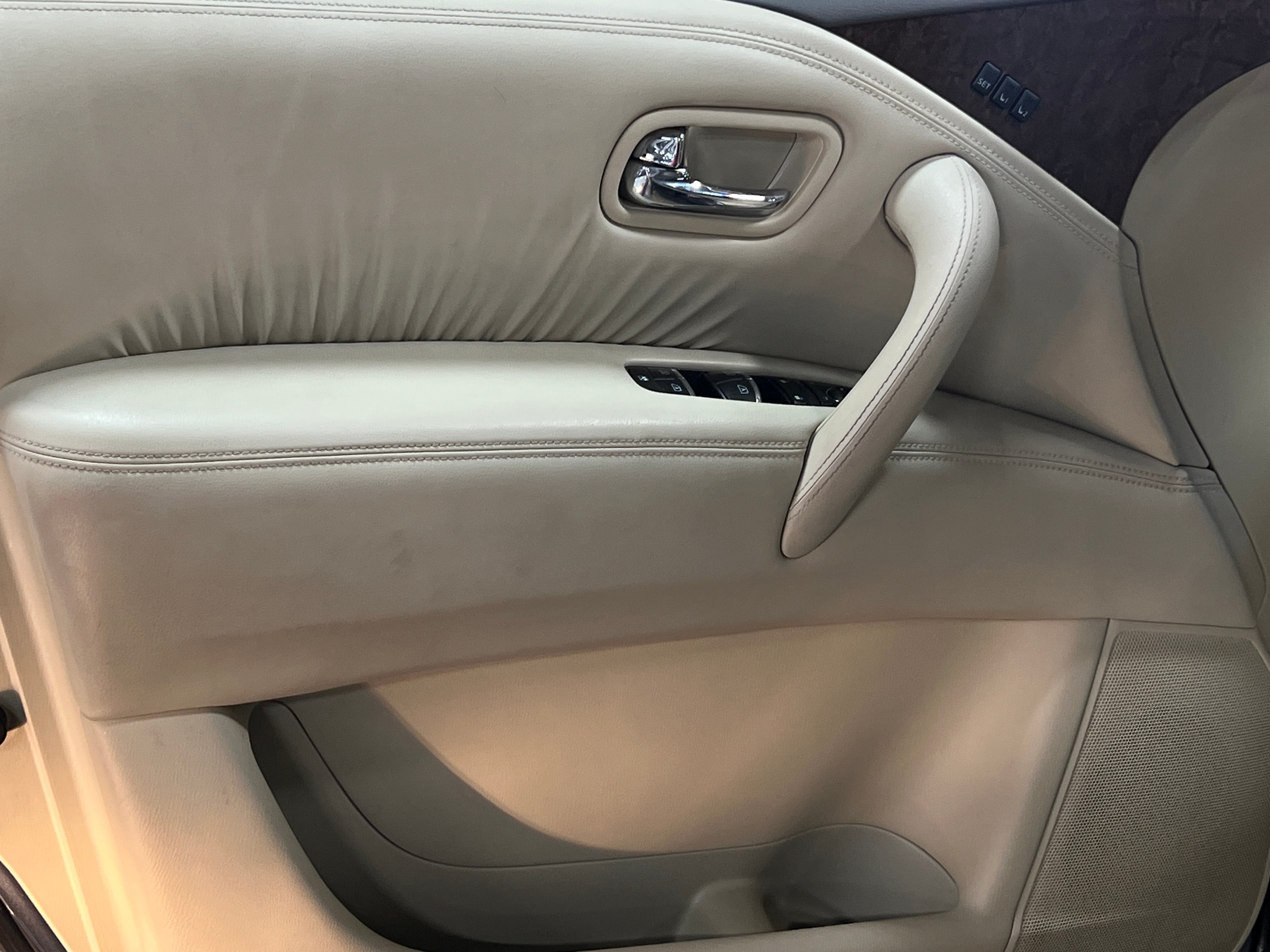 infiniti qx80 2015 JN8AZ2NEXF9082032 image infiniti qx80 2015 JN8AZ2NEXF9082032 image