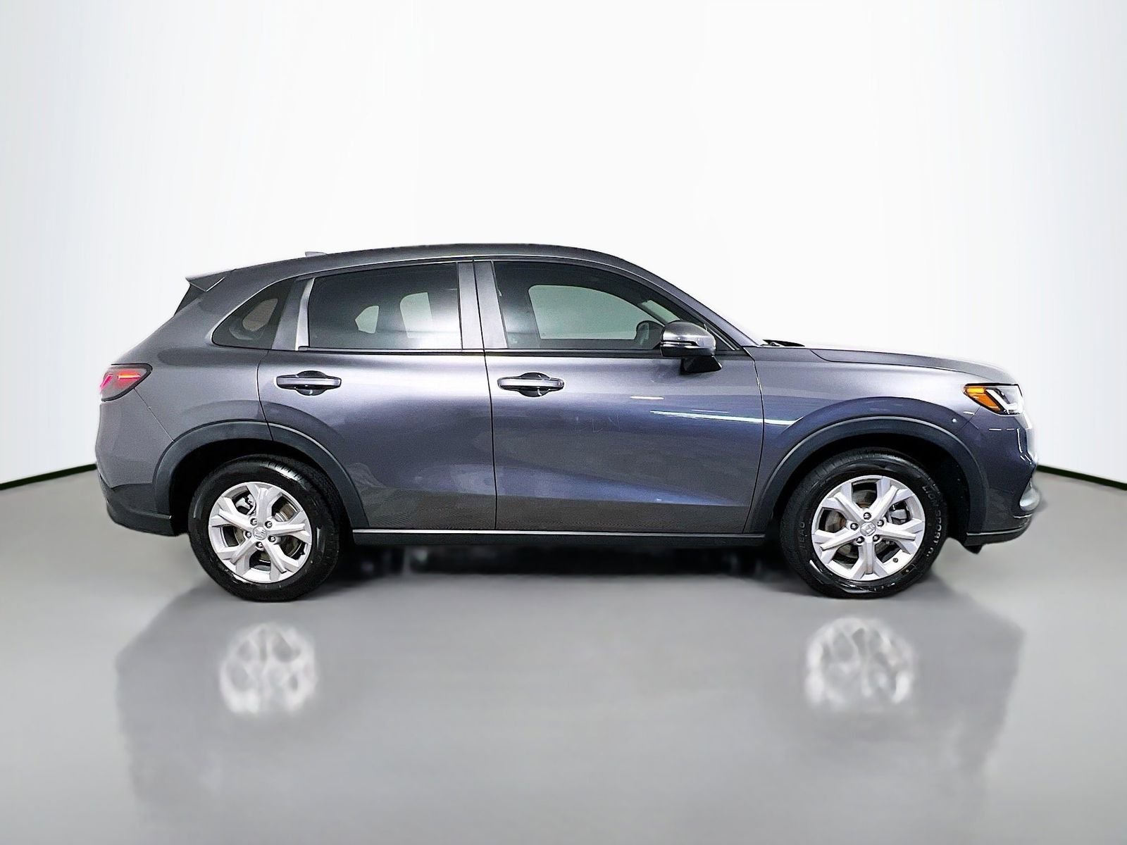 honda hr-v 2023 3CZRZ1H33PM727443 image honda hr-v 2023 3CZRZ1H33PM727443 image