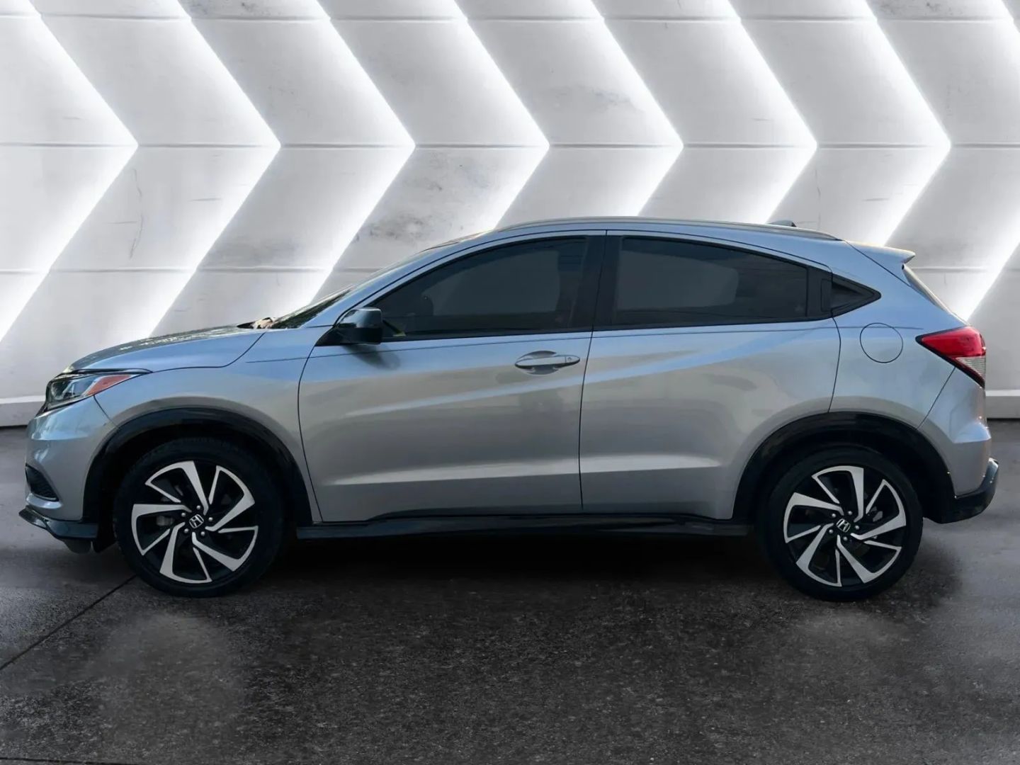 honda hr-v 2019 3CZRU5H19KM721143 image honda hr-v 2019 3CZRU5H19KM721143 image