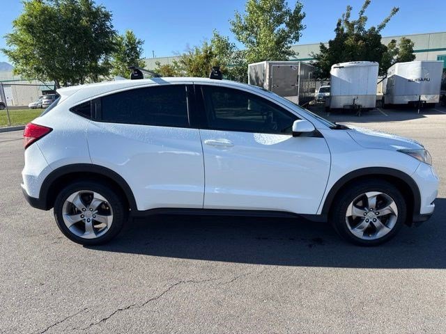honda hr-v 2018 3CZRU6H32JM714671 image honda hr-v 2018 3CZRU6H32JM714671 image