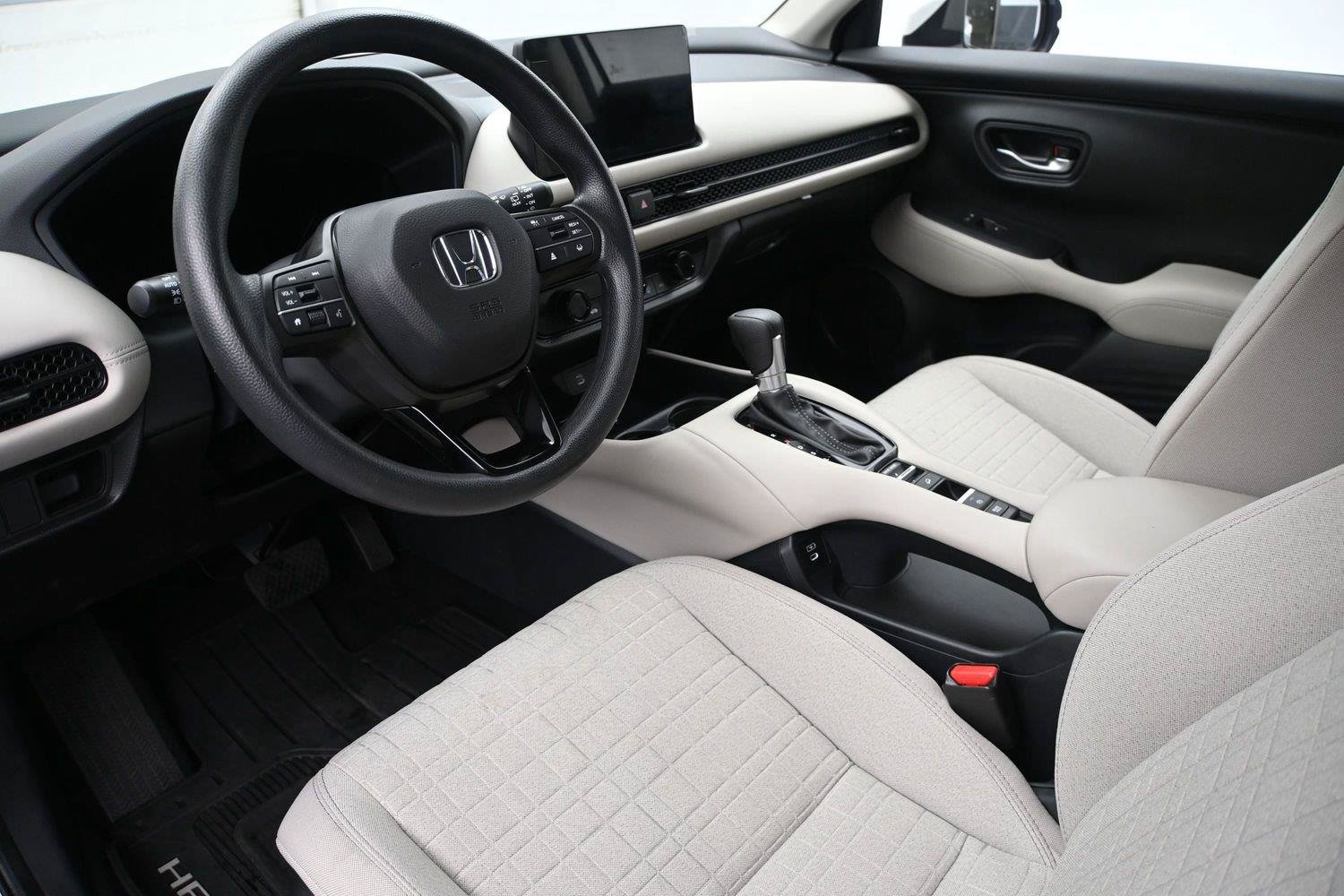 honda hr-v 2026 3CZRZ2H31TM749926 image honda hr-v 2026 3CZRZ2H31TM749926 image