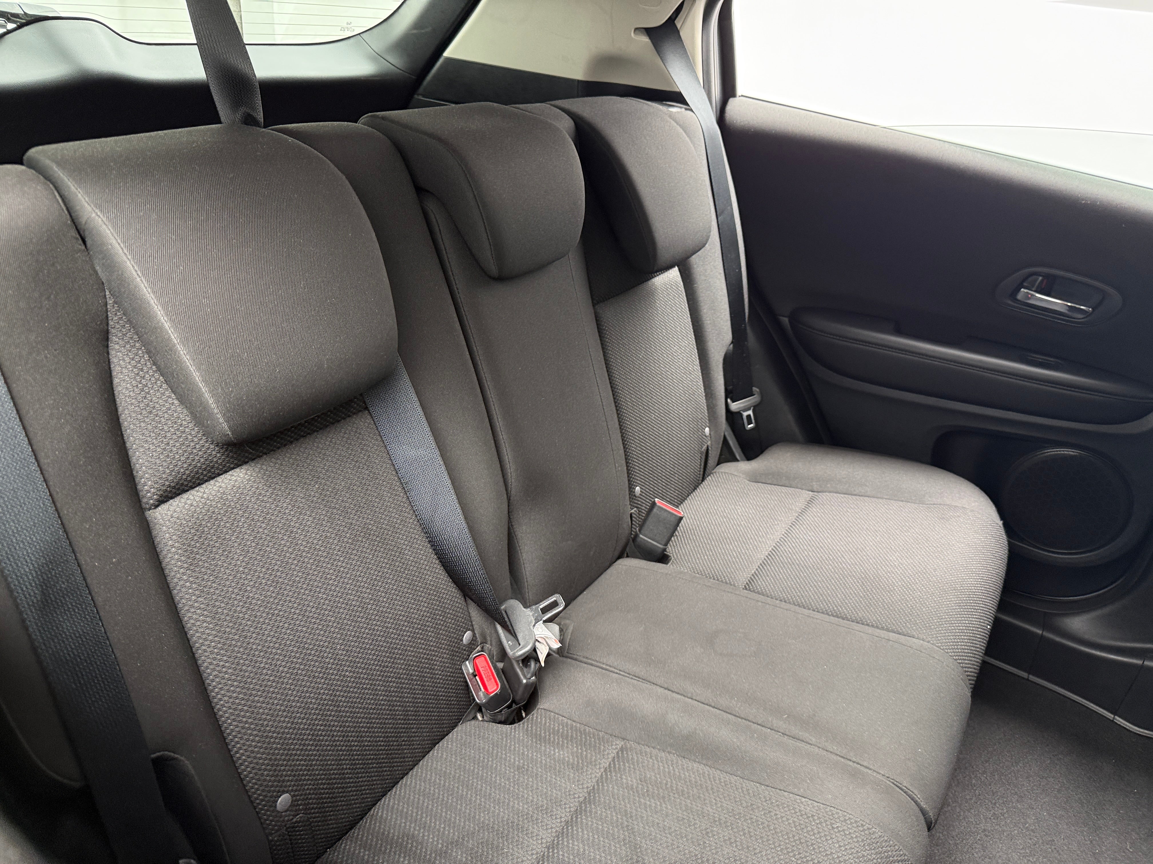 honda hr-v 2017 3CZRU6H33HM729934 image honda hr-v 2017 3CZRU6H33HM729934 image