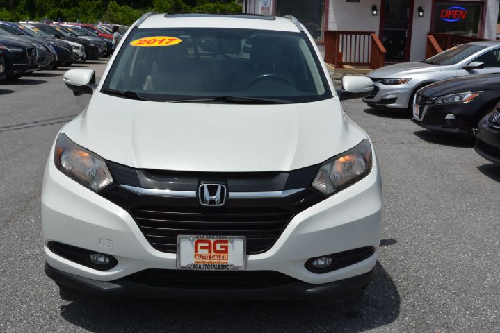 honda hr-v 2017 3CZRU6H71HM727585 image