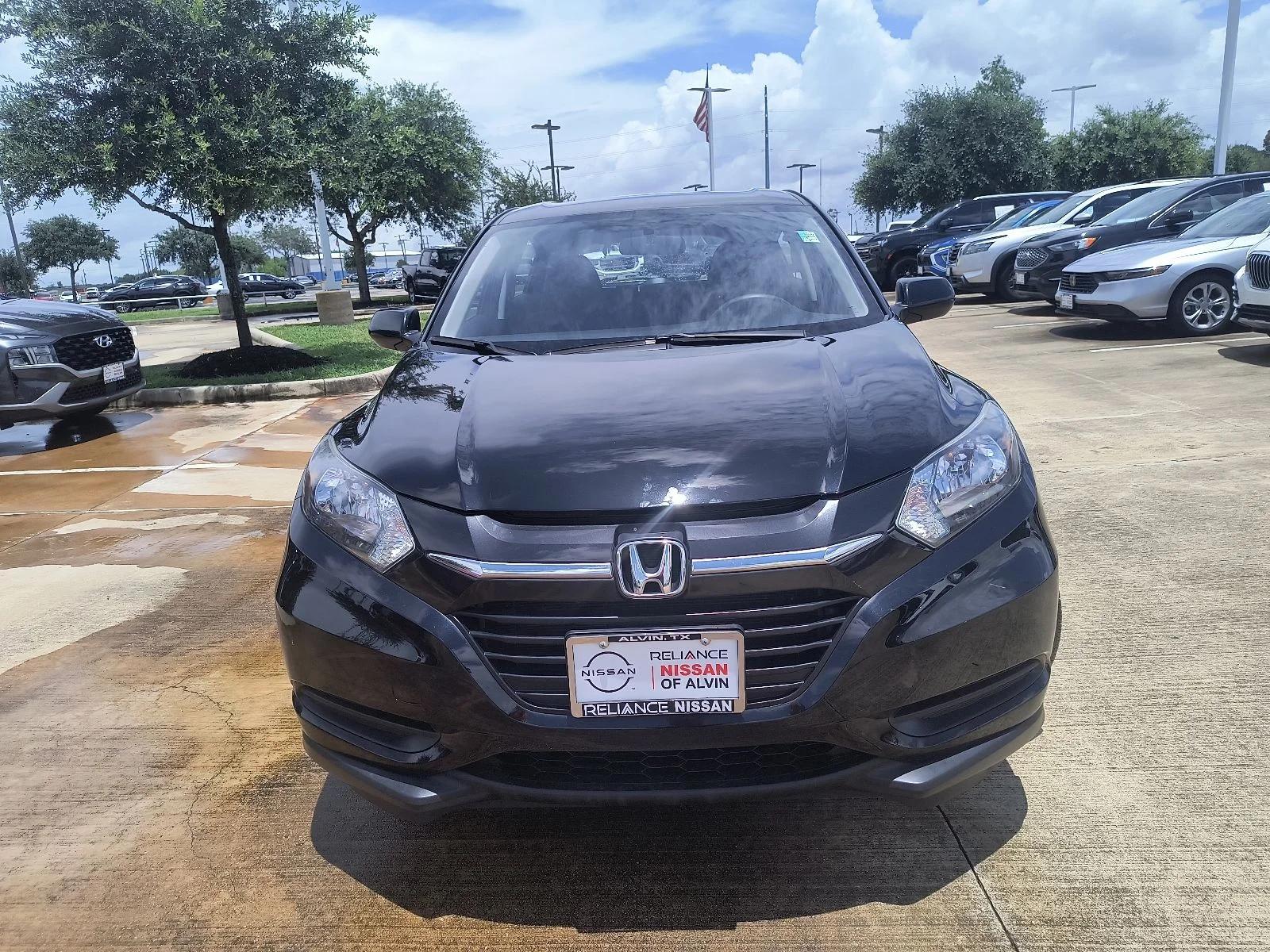 honda hr-v 2017 3CZRU5H37HM704173 image honda hr-v 2017 3CZRU5H37HM704173 image