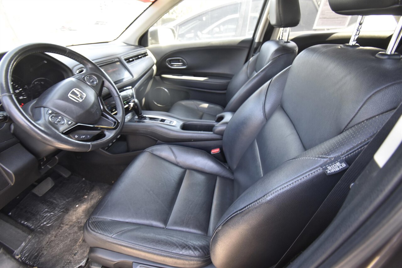 honda hr-v 2017 3CZRU5H73HM700947 image honda hr-v 2017 3CZRU5H73HM700947 image