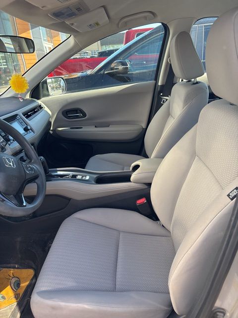 honda hr-v 2017 3CZRU6H39HG710027 image honda hr-v 2017 3CZRU6H39HG710027 image