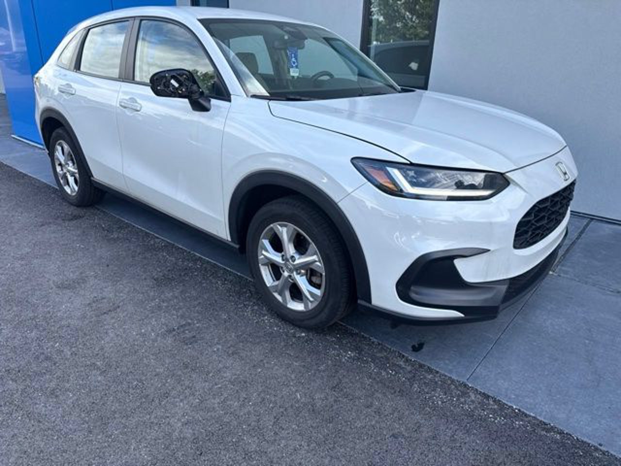 honda hr-v 2024 3CZRZ1H31RM705184 image honda hr-v 2024 3CZRZ1H31RM705184 image