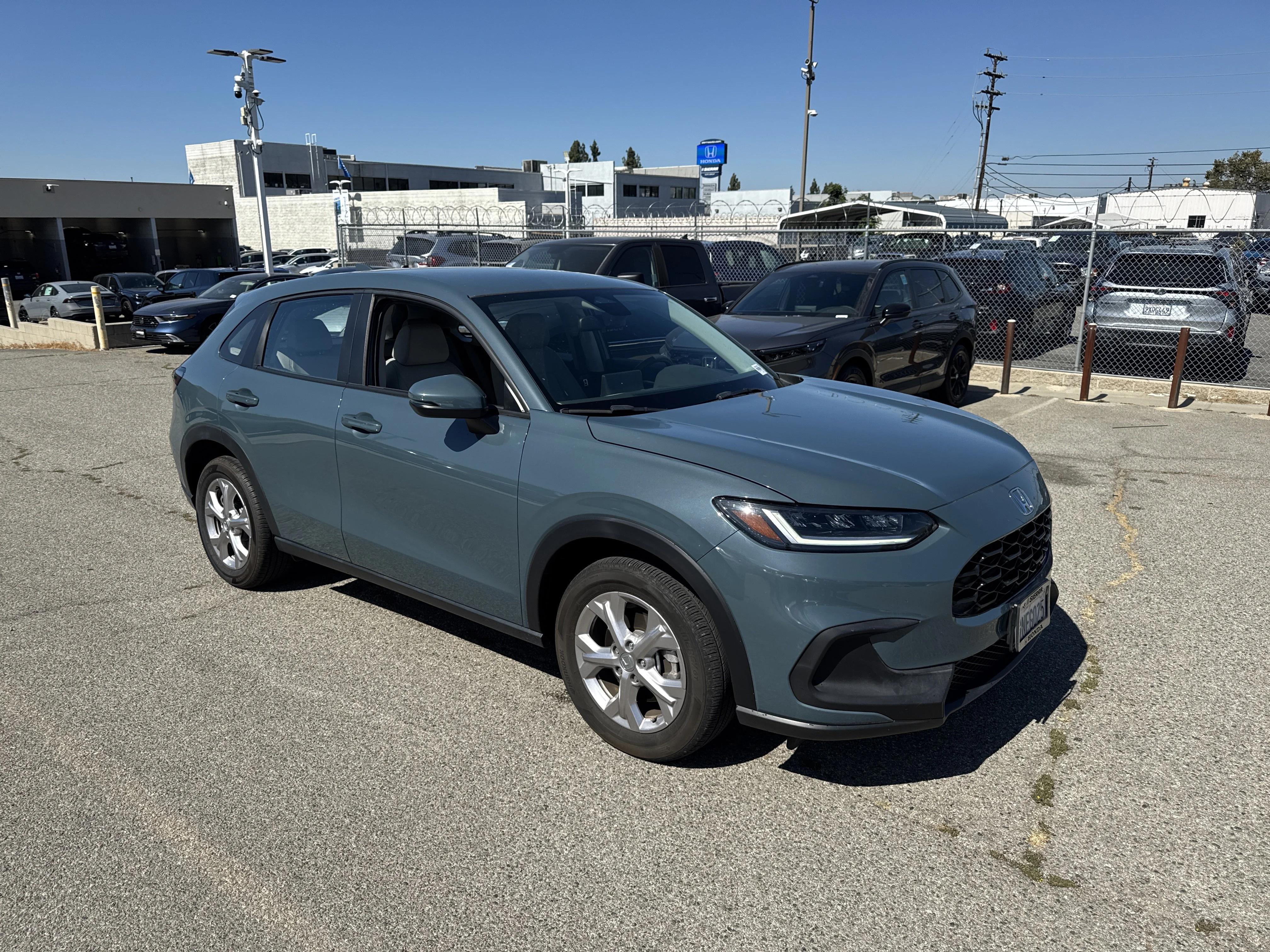 honda hr-v 2024 3CZRZ2H31RM781073 image honda hr-v 2024 3CZRZ2H31RM781073 image