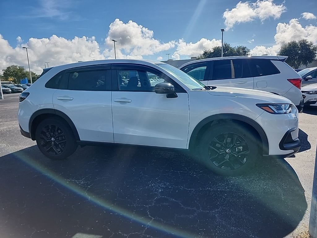 honda hr-v 2024 3CZRZ1H54RM760455 image honda hr-v 2024 3CZRZ1H54RM760455 image