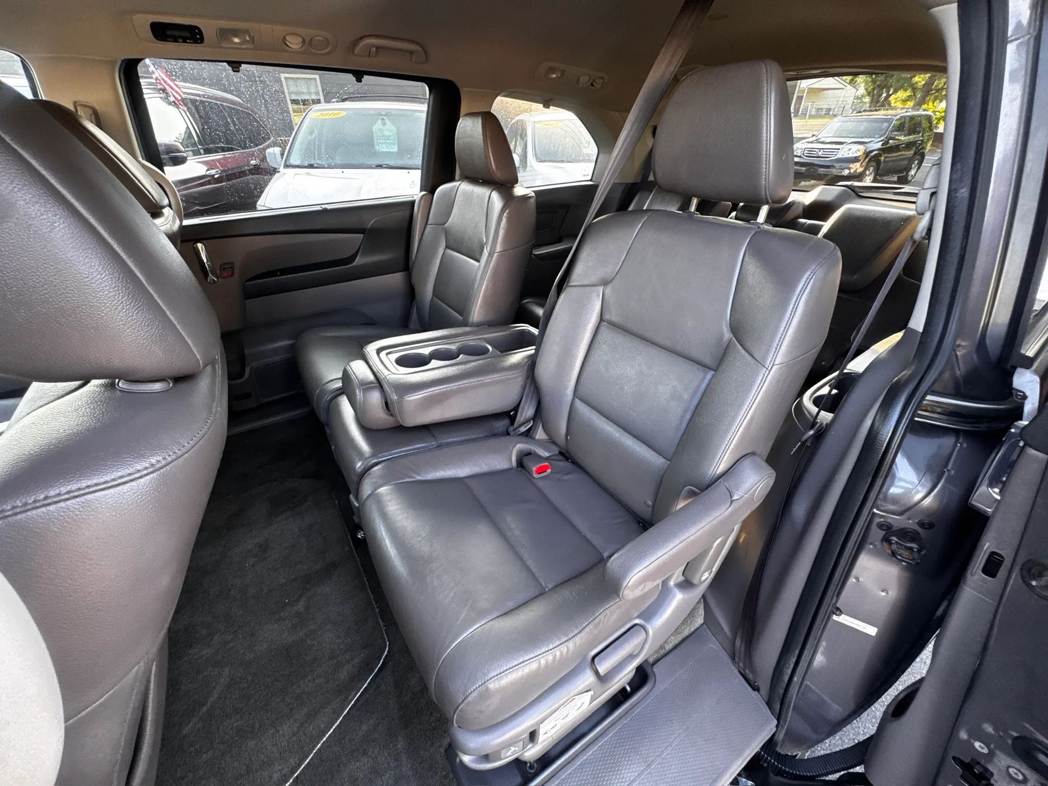 honda odyssey 2016 5FNRL5H60GB047755 image honda odyssey 2016 5FNRL5H60GB047755 image