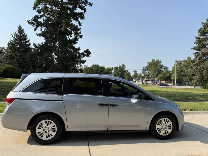 honda odyssey 2016 5FNRL5H25GB013923 image honda odyssey 2016 5FNRL5H25GB013923 image