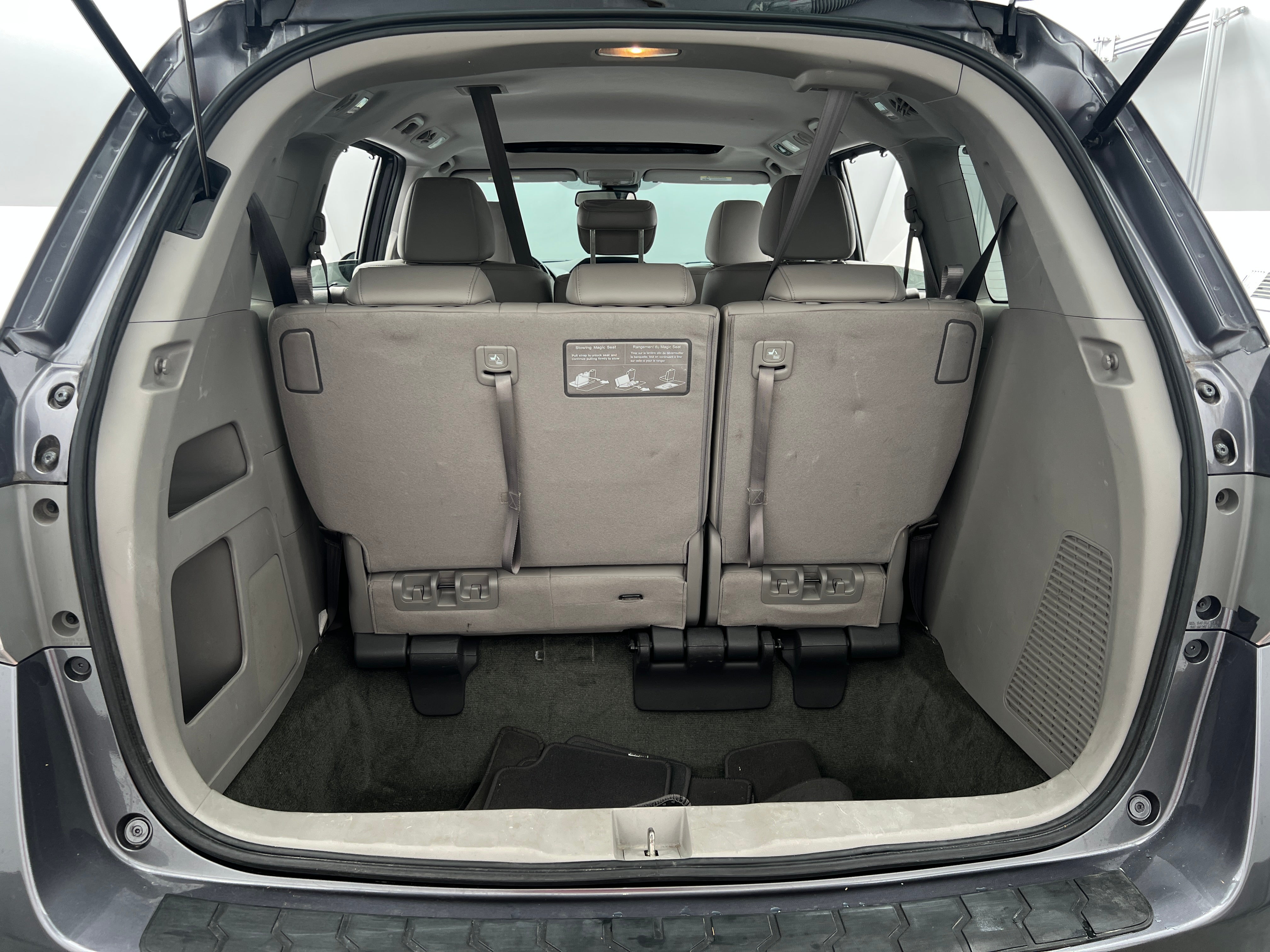 honda odyssey 2016 5FNRL5H69GB081581 image honda odyssey 2016 5FNRL5H69GB081581 image