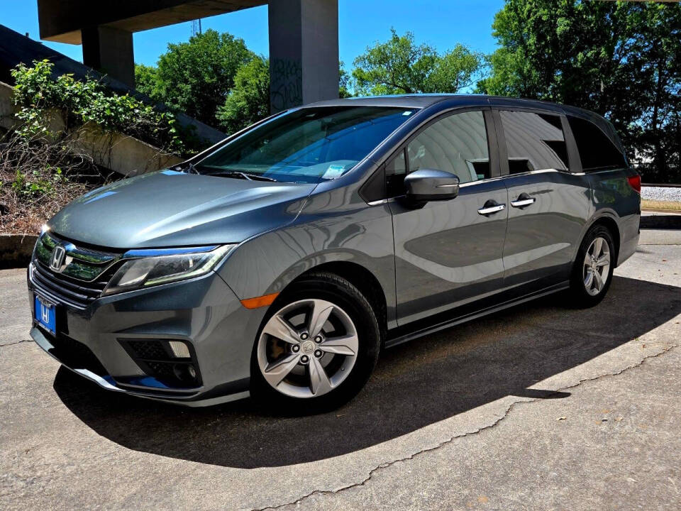 honda odyssey 2018 5FNRL6H70JB060737 image honda odyssey 2018 5FNRL6H70JB060737 image