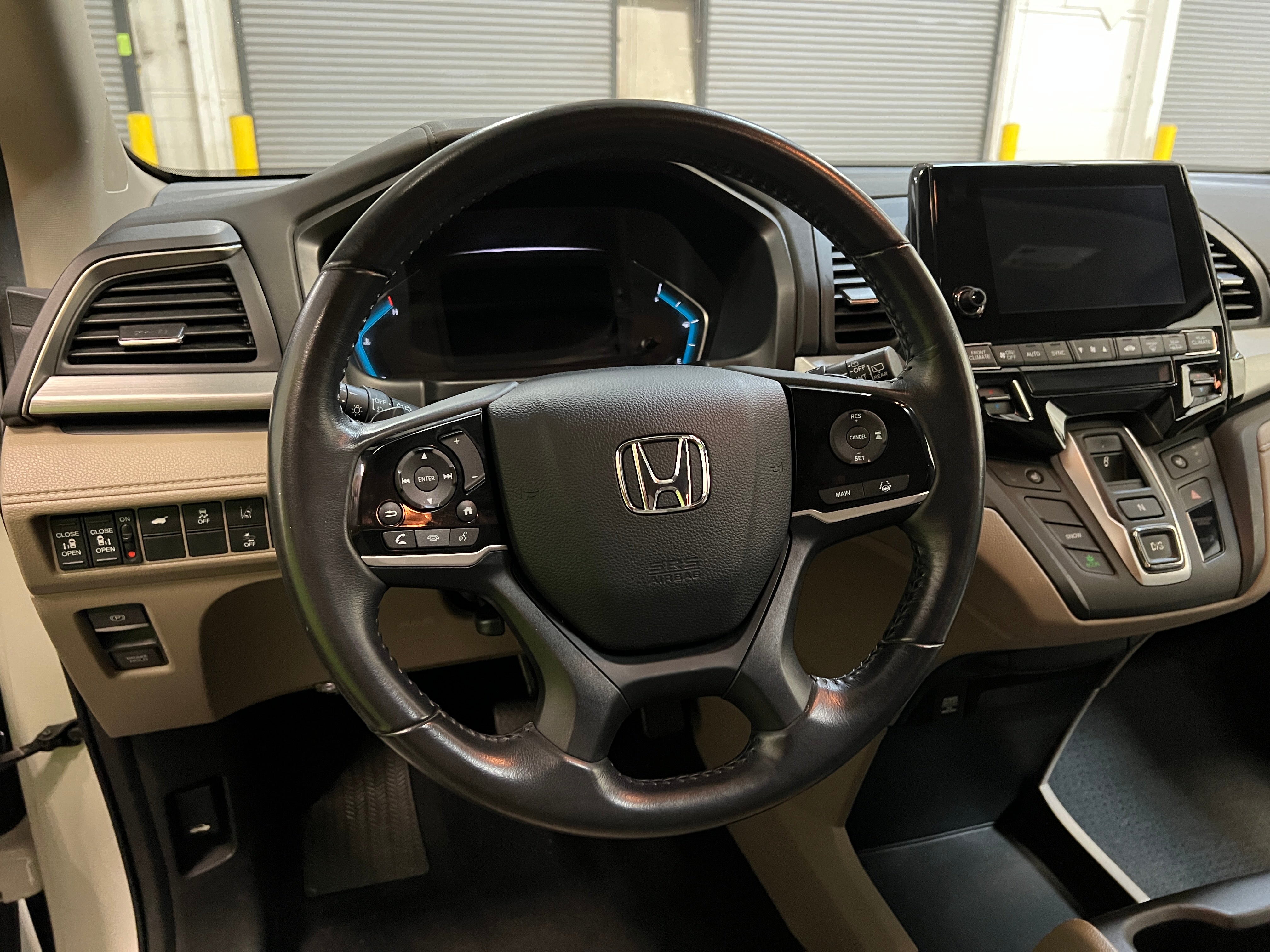 honda odyssey 2018 5FNRL6H78JB040025 image honda odyssey 2018 5FNRL6H78JB040025 image