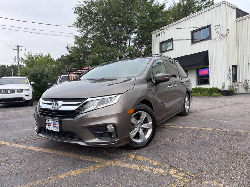 honda odyssey 2018 5FNRL6H70JB083029 image honda odyssey 2018 5FNRL6H70JB083029 image