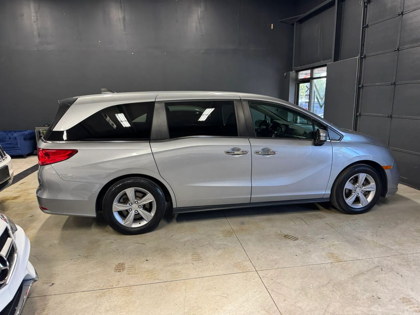 honda odyssey 2018 5FNRL6H79JB058162 image honda odyssey 2018 5FNRL6H79JB058162 image