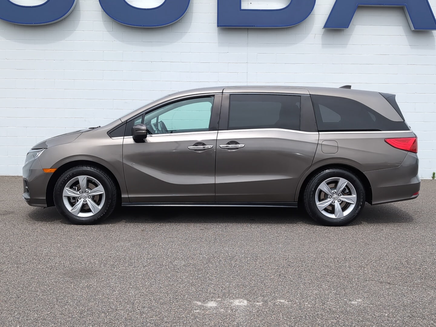 honda odyssey 2018 5FNRL6H71JB012955 image honda odyssey 2018 5FNRL6H71JB012955 image