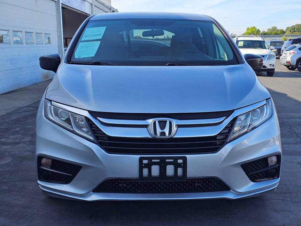 honda odyssey 2018 5FNRL6H26JB105913 image honda odyssey 2018 5FNRL6H26JB105913 image
