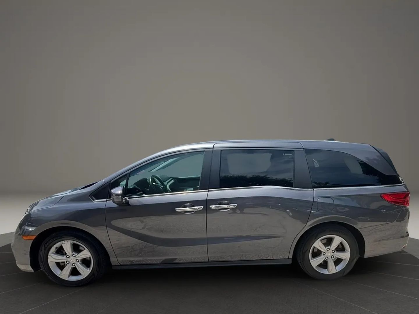 honda odyssey 2018 5FNRL6H7XJB109796 image honda odyssey 2018 5FNRL6H7XJB109796 image