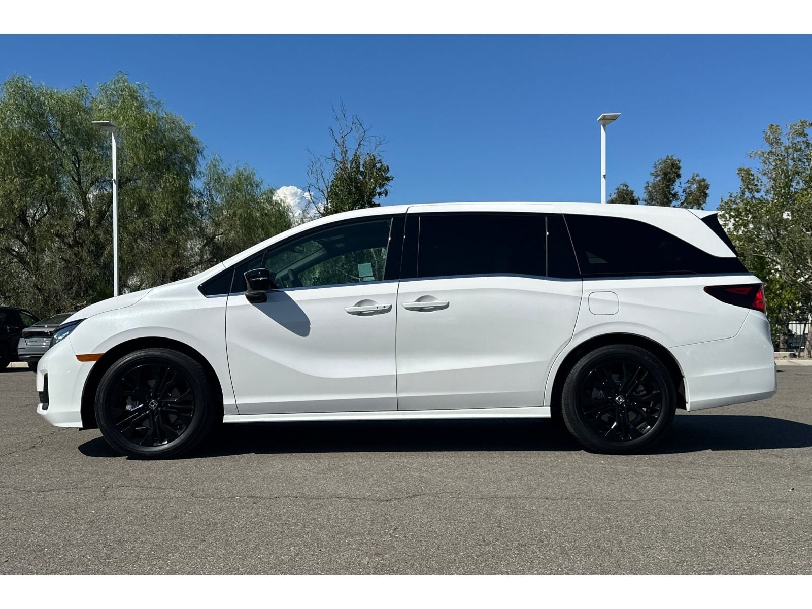 honda odyssey 2026 5FNRL6H76TB066996 image honda odyssey 2026 5FNRL6H76TB066996 image