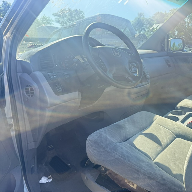 honda odyssey 2004 5FNRL18644B018537 image honda odyssey 2004 5FNRL18644B018537 image