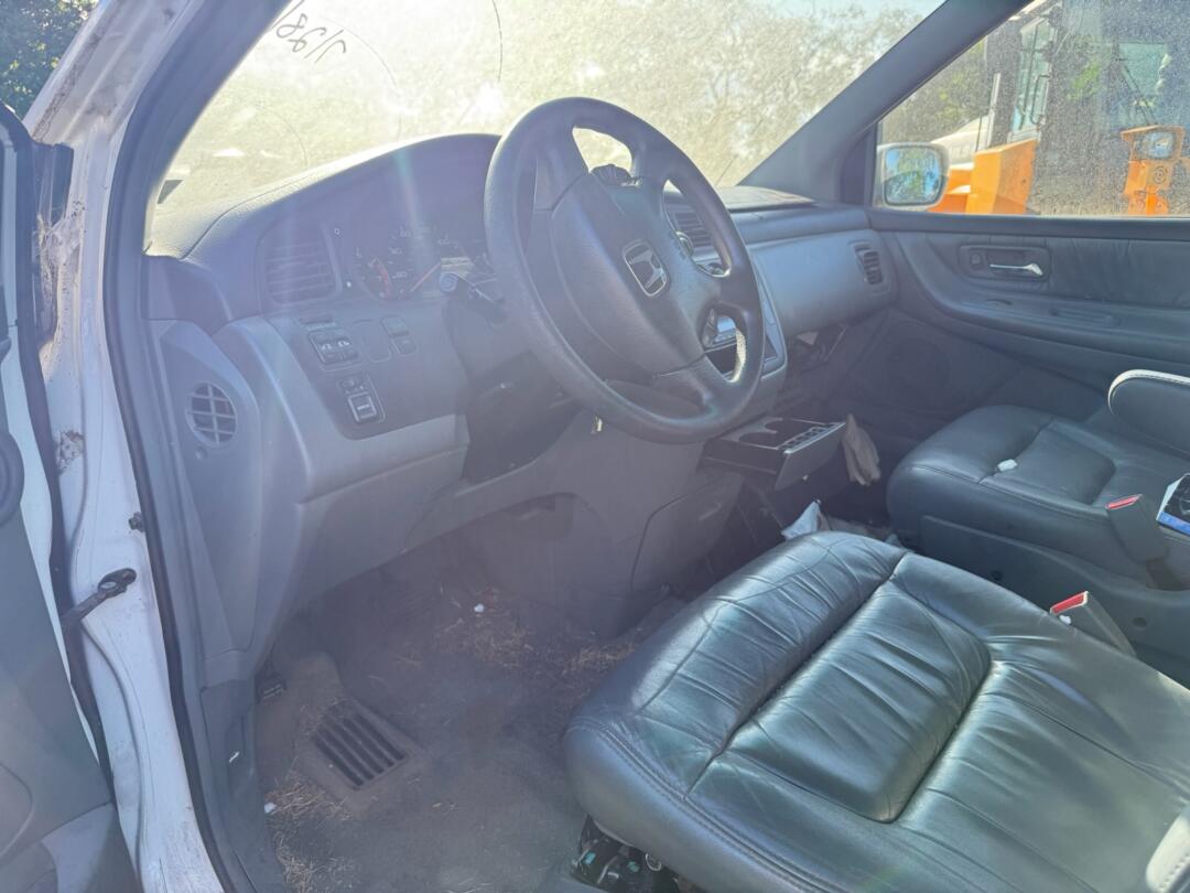 honda odyssey 2004 5FNRL189X4B092992 image honda odyssey 2004 5FNRL189X4B092992 image