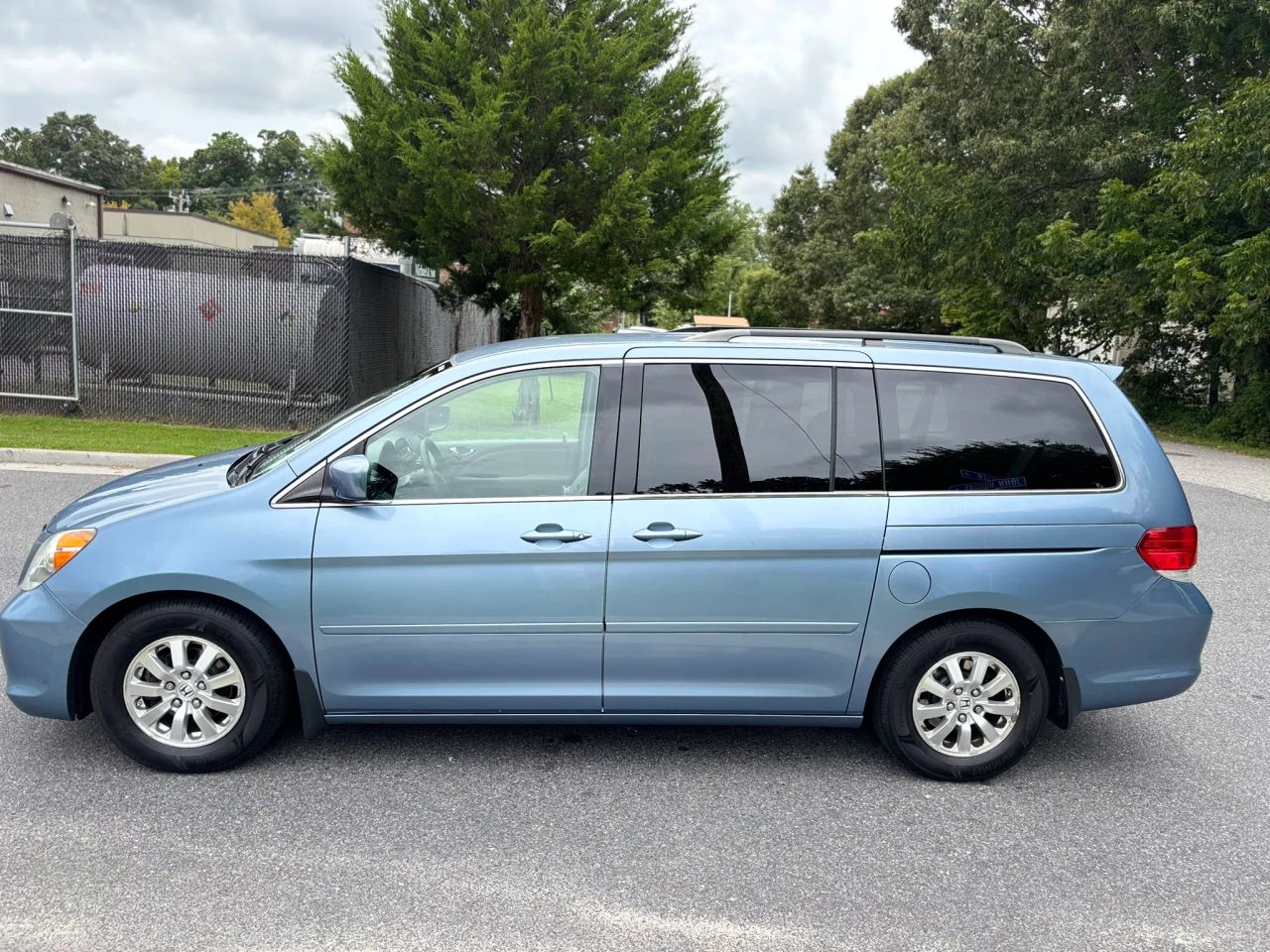 honda odyssey 2010 5FNRL3H41AB096067 image honda odyssey 2010 5FNRL3H41AB096067 image