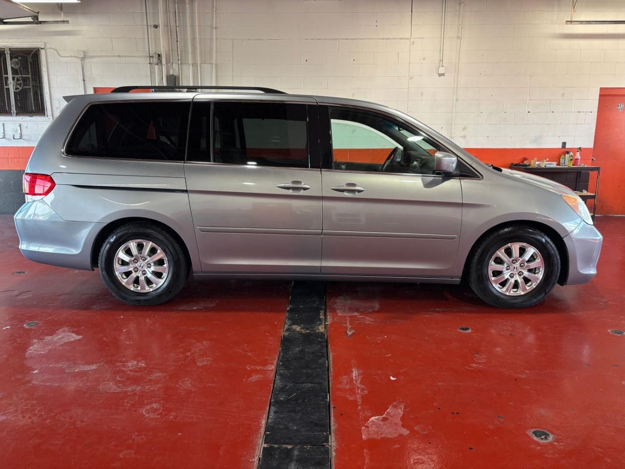 honda odyssey 2010 5FNRL3H47AB105984 image honda odyssey 2010 5FNRL3H47AB105984 image