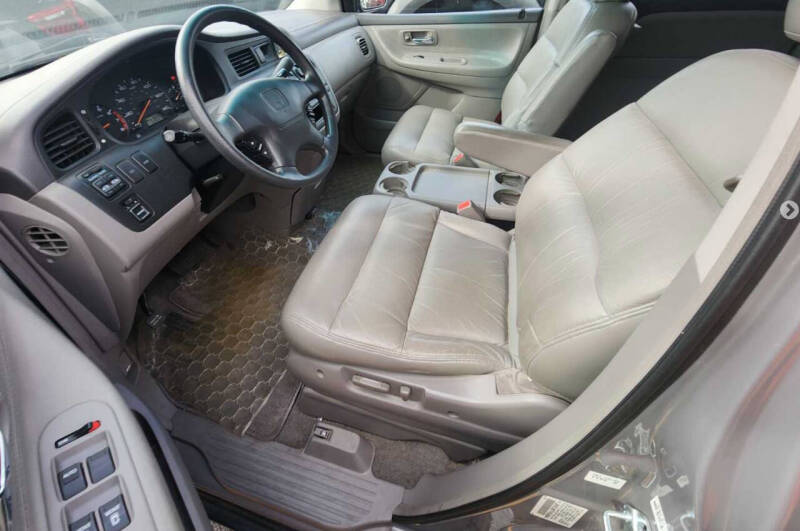 honda odyssey 2000 2HKRL1867YH509644 image honda odyssey 2000 2HKRL1867YH509644 image
