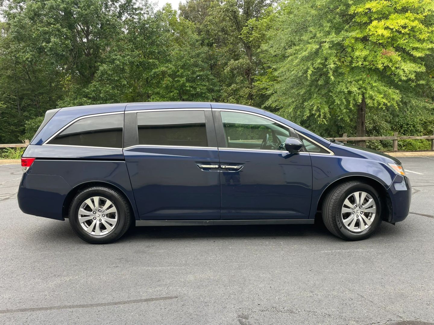 honda odyssey 2015 5FNRL5H60FB029240 image honda odyssey 2015 5FNRL5H60FB029240 image
