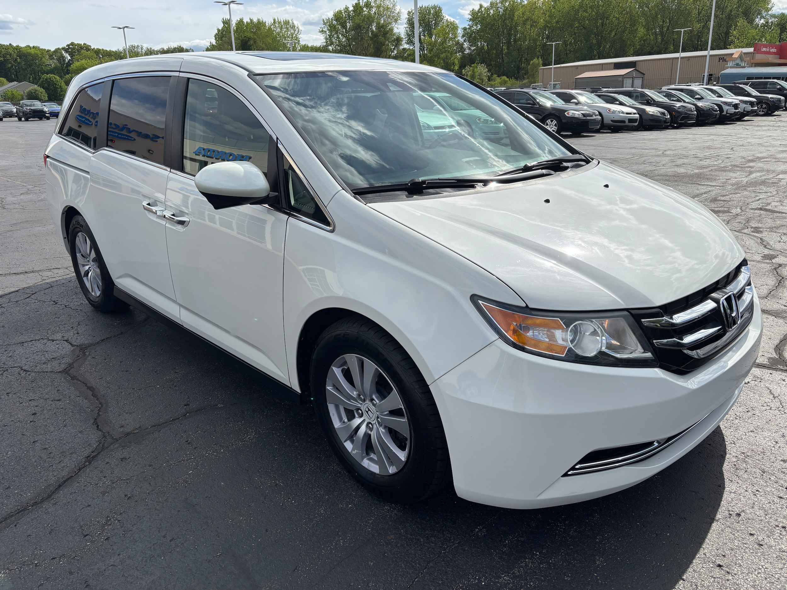 honda odyssey 2015 5FNRL5H62FB001262 image honda odyssey 2015 5FNRL5H62FB001262 image