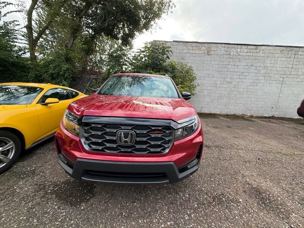honda passport 2023 5FNYF8H68PB006715 image honda passport 2023 5FNYF8H68PB006715 image