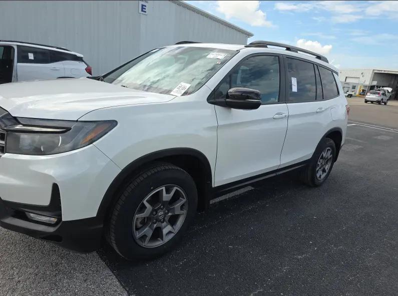 honda passport 2023 5FNYF8H64PB028694 image honda passport 2023 5FNYF8H64PB028694 image