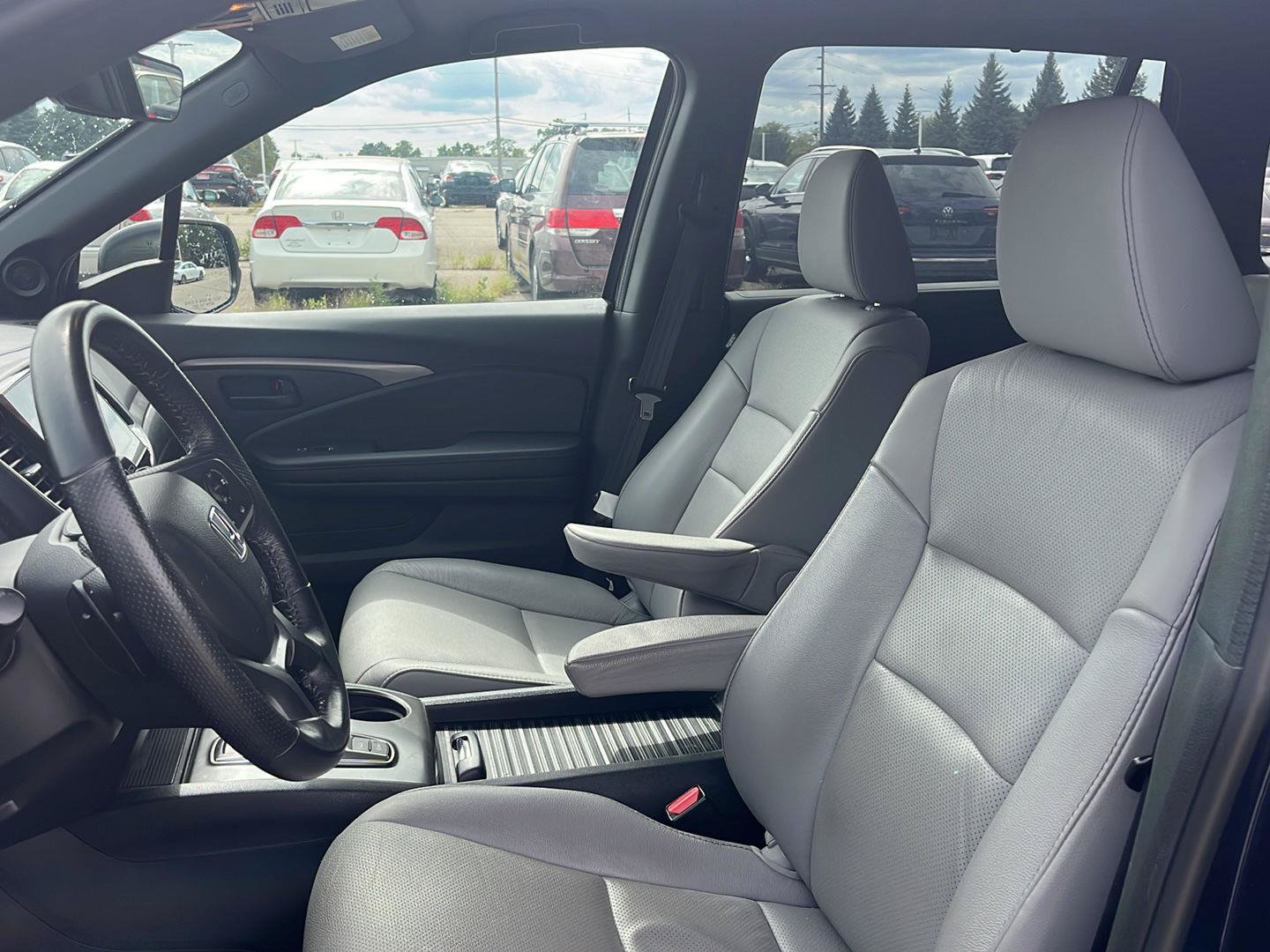 honda passport 2023 5FNYF8H53PB033439 image honda passport 2023 5FNYF8H53PB033439 image