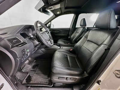 honda passport 2019 5FNYF7H91KB006777 image honda passport 2019 5FNYF7H91KB006777 image