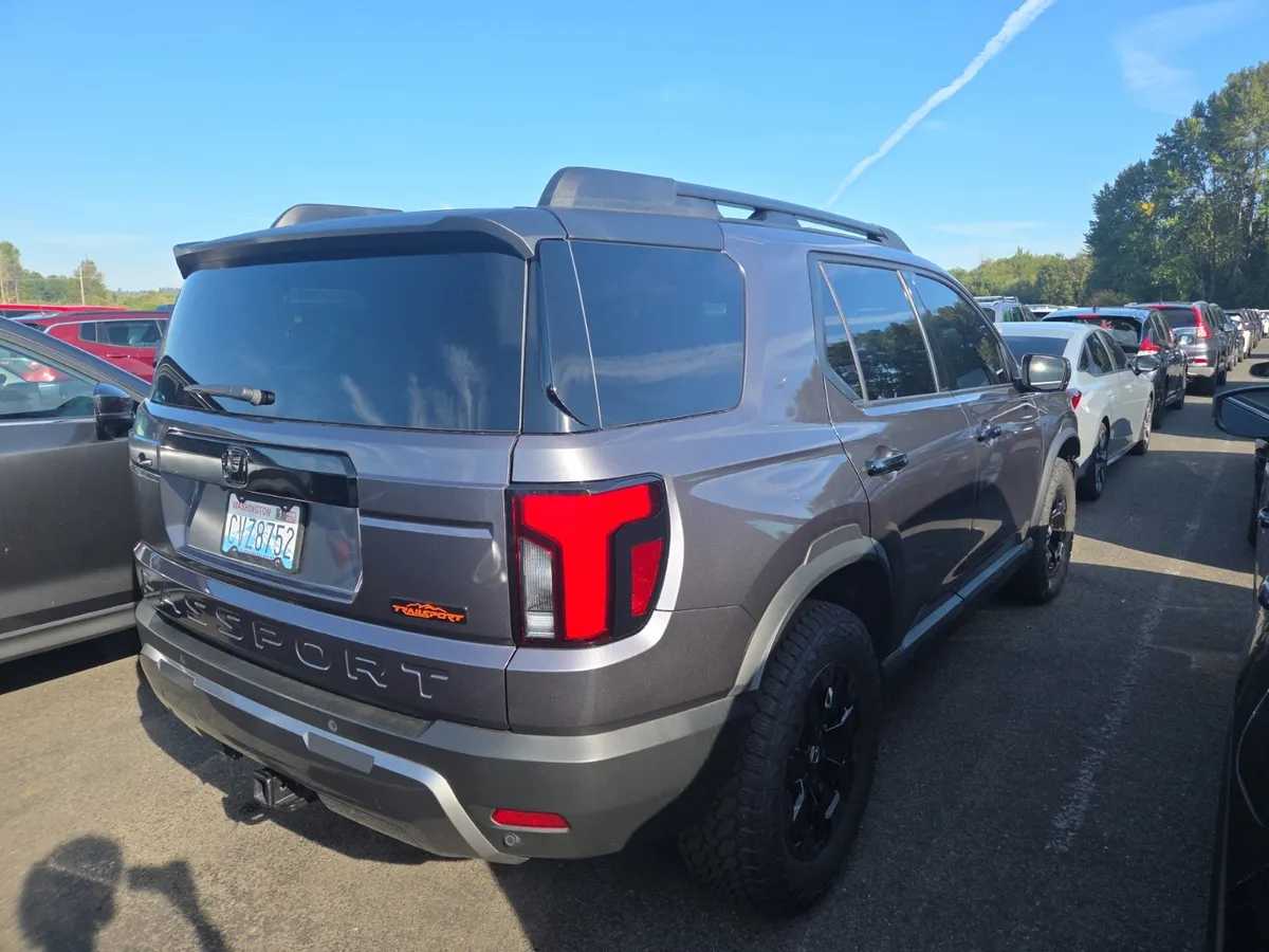 honda passport 2026 5FNYF9H84TB052687 image honda passport 2026 5FNYF9H84TB052687 image