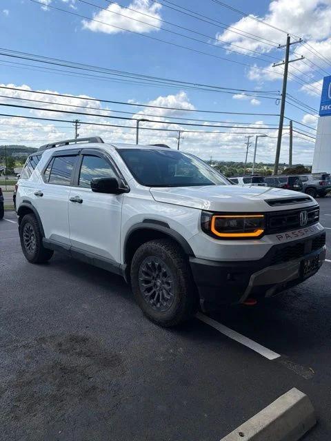 honda passport 2026 5FNYF9H52TB040043 image honda passport 2026 5FNYF9H52TB040043 image