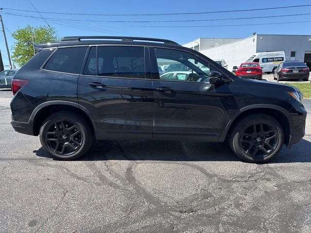 honda passport 2024 5FNYF8H83RB000826 image honda passport 2024 5FNYF8H83RB000826 image